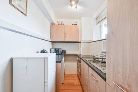 1 bedroom flat for sale, Wellesley Court, Maida Vale, Maida Vale, London, W9