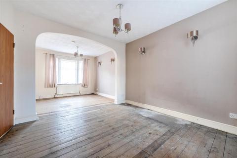 3 bedroom semi-detached house for sale, Millbrook Road, Bedford