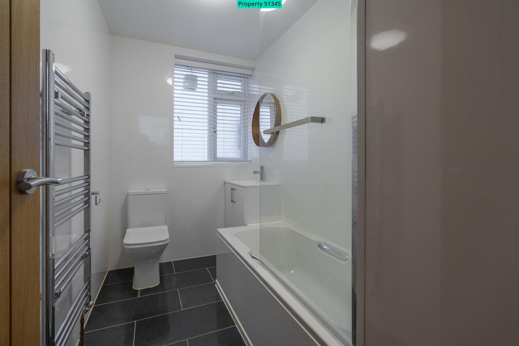 Main bathroom