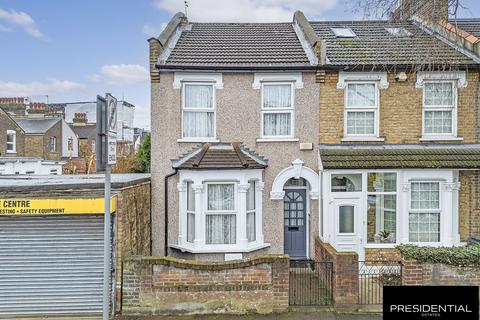 2 bedroom end of terrace house for sale, Walthamstow E17