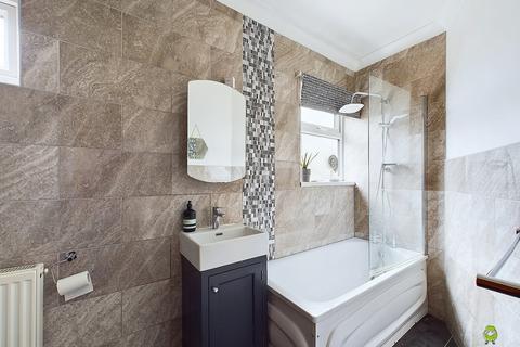 52 Long Lane, Bexleyheath, DA7 5AR