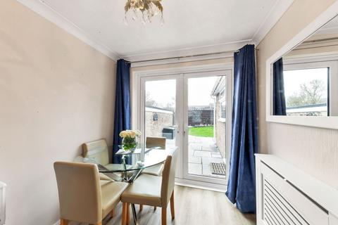 3 bedroom end of terrace house for sale, Burns Road, Royston SG8