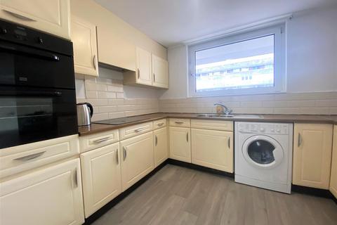 1 bedroom apartment to rent, Commercial Road, Southampton