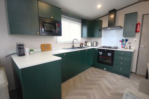 2 bedroom lodge for sale, Boswinger, St. Austell PL26