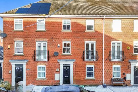 4 bedroom terraced house for sale, Womack Gardens, St. Helens, WA9