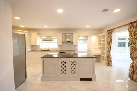5 bedroom detached house to rent, La Route du Petit Clos, St Helier JE2