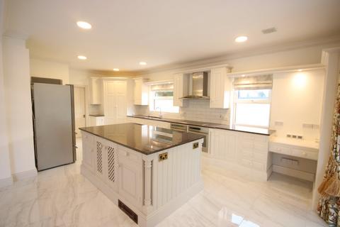 5 bedroom detached house to rent, La Route du Petit Clos, St Helier JE2