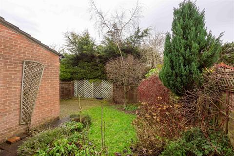 25 Swallow Drive, Pool In Wharfedale, Otley, LS21 1RS