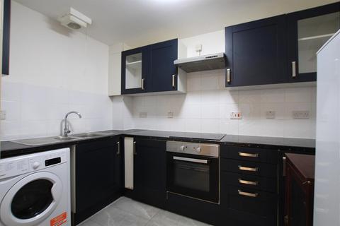 1 bedroom apartment for sale, The Beeches, Hounslow TW3