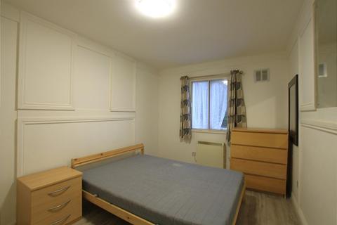1 bedroom apartment for sale, The Beeches, Hounslow TW3
