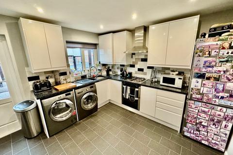 3 bedroom semi-detached house for sale, Gray Close, New Springs WN2