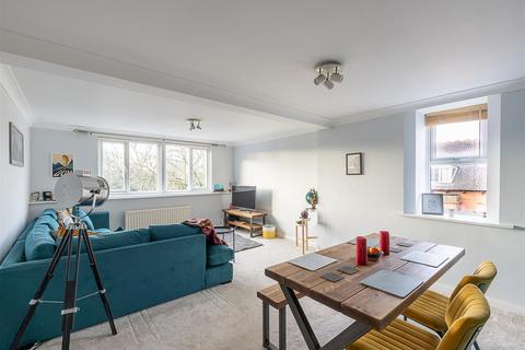 2 bedroom flat for sale, Tankerville Terrace, Jesmond, Newcastle upon Tyne