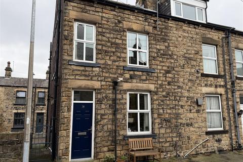 2 bedroom terraced house for sale, North Street, Mirfield WF14