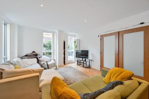 3 bedroom maisonette for sale, Dowells Street, London, SE10