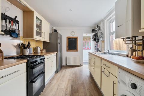 3 bedroom terraced house for sale, Desborough Road, Hampshire SO50