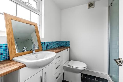 28 The Street, Fetcham, Leatherhead, KT22 9RF