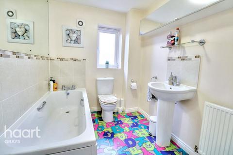 36 Schoolfield Way, Grays, RM20 3AF