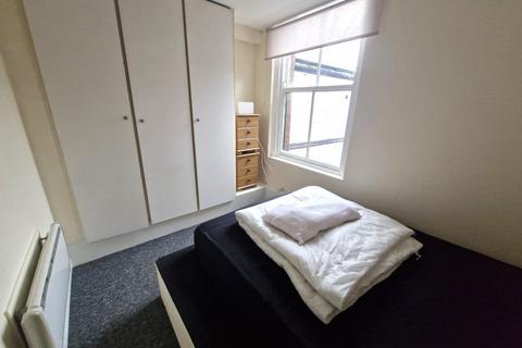 1 bedroom flat to rent, Palatine Road, Blackpool, FY1