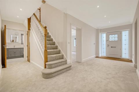 4 bedroom detached house for sale, Kingsley Road, Hutton, Brentwood