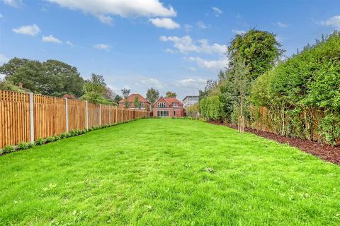 4 bedroom detached house for sale, Kingsley Road, Hutton, Brentwood