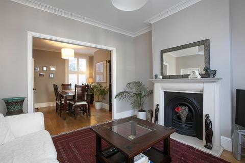 22 Rainbow Street, London, SE5 7TD