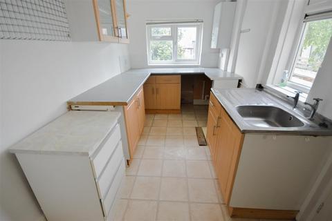 2 bedroom terraced house to rent, Hamilton Road, Firth Park, Sheffield, S5