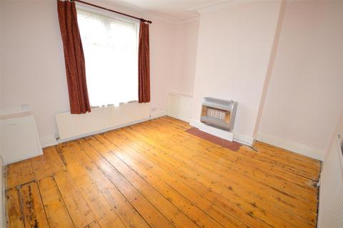 2 bedroom terraced house to rent, Hamilton Road, Firth Park, Sheffield, S5