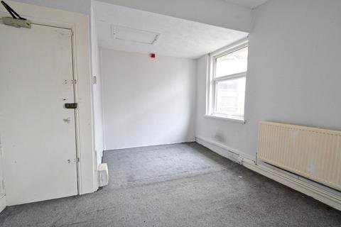 Studio to rent, Ombersley Road, Newport, NP20