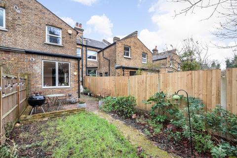 12 Lucas Road, London, SE20 7EE