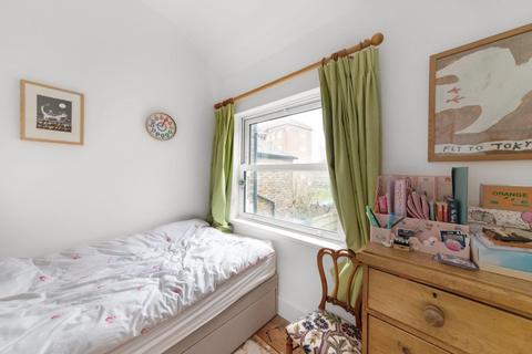12 Lucas Road, London, SE20 7EE