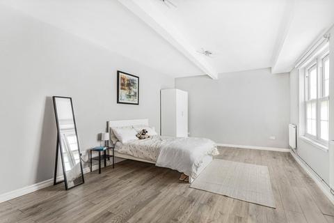 6 bedroom terraced house for sale, London Stile, London, W4