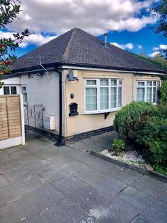 3 bedroom bungalow to rent, Ash Grove, Prestwich M25