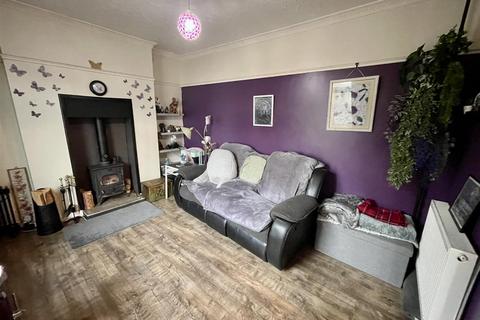 22 Bishop Road, Ammanford, SA18 3HA