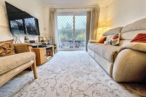 2 Acton Road, Bournemouth, BH10 4DW