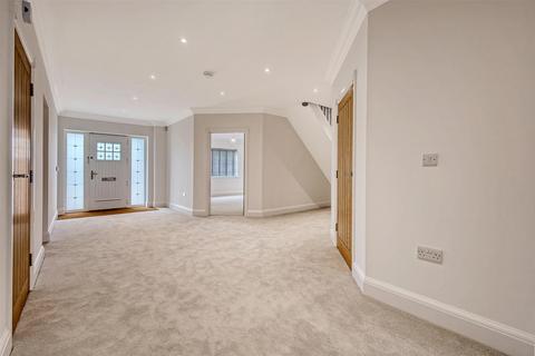 5 bedroom detached house for sale, Kingsley Road, Hutton, Brentwood