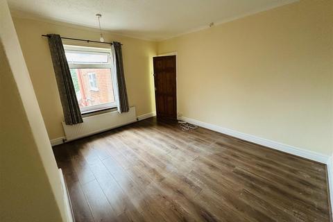 1 bedroom flat to rent, Croft Road, Stockingford, CV10 7EJ