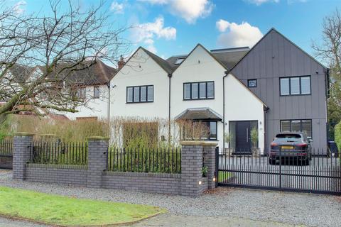 7 bedroom detached house for sale, Mymms Drive, Brookmans Park AL9