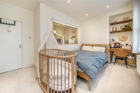 2 bedroom terraced house for sale, London W12