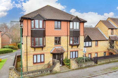 2 bedroom flat for sale, Lind Road, Sutton, Surrey