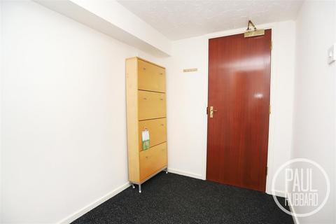 1 bedroom flat for sale, Swonnells Court, Oulton Broad, NR32