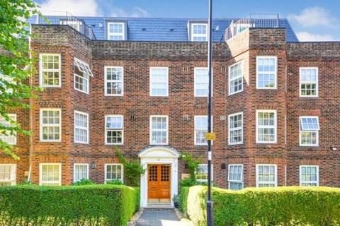 3 bedroom flat for sale, Flat 1 Bramford Court, High Street, Southgate, London, N14 6DH