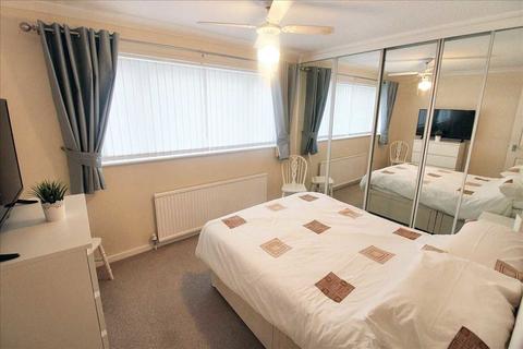 31 Fenroth Close, Nottingham, NG6 7FL