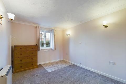 2 bedroom flat for sale, Queens Park View, Handbridge, Chester, CH4