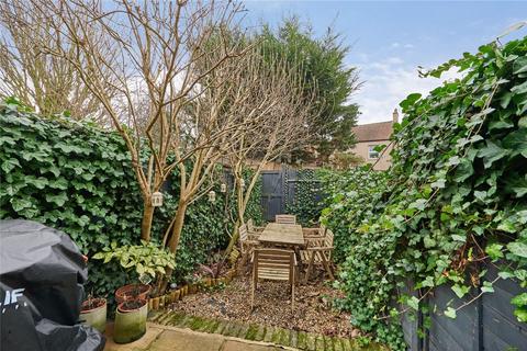 46 Inglemere Road, Mitcham, CR4 2BT