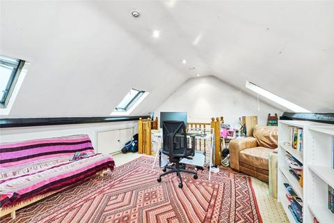 46 Inglemere Road, Mitcham, CR4 2BT