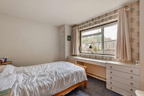 Lacuna Fydlers Close, Winkfield, Windsor, SL4 2DY