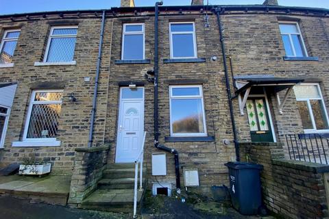 2 bedroom terraced house to rent, Railway Terrace, Brighouse, West Yorkshire