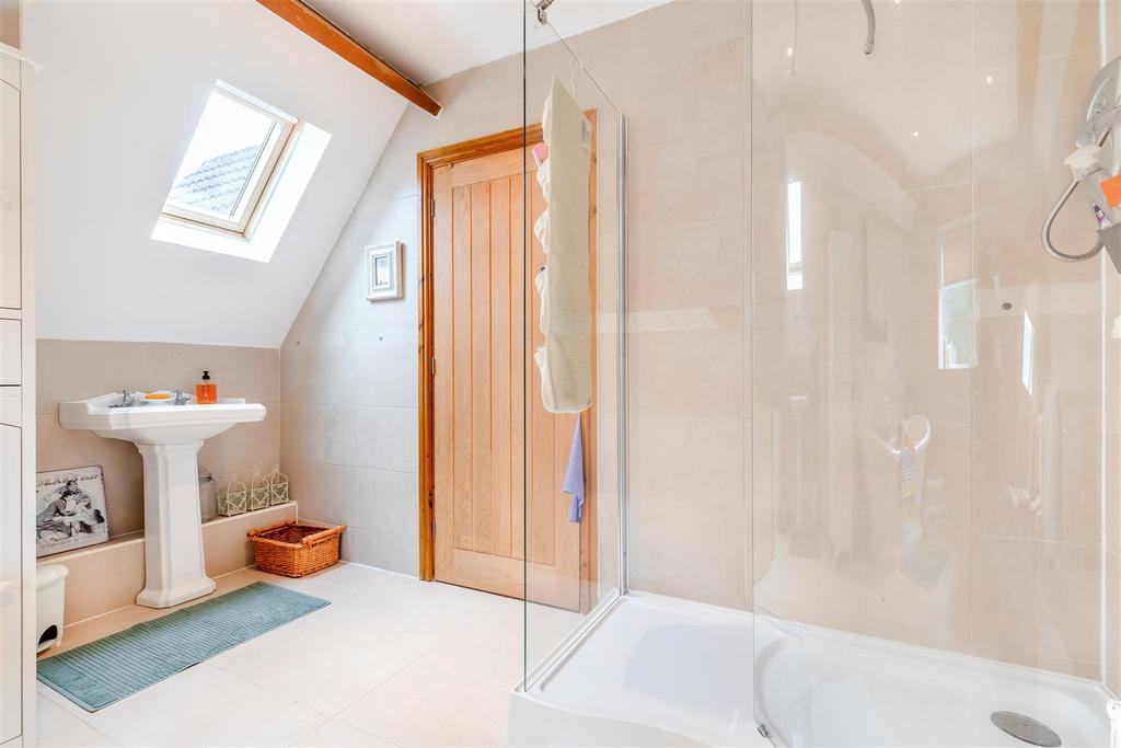 8633330-interior21v2.jpg