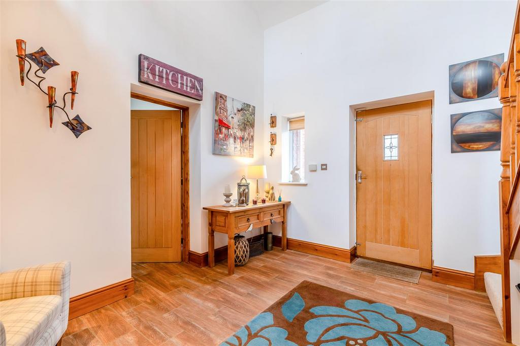 8633330-interior31v2.jpg