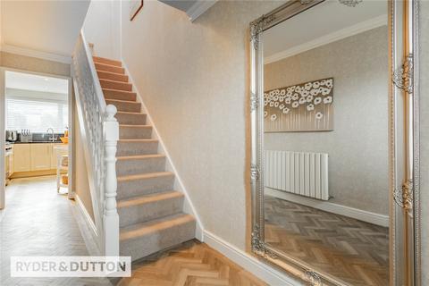 19 Coupland Close, Oldham, OL4 2TQ